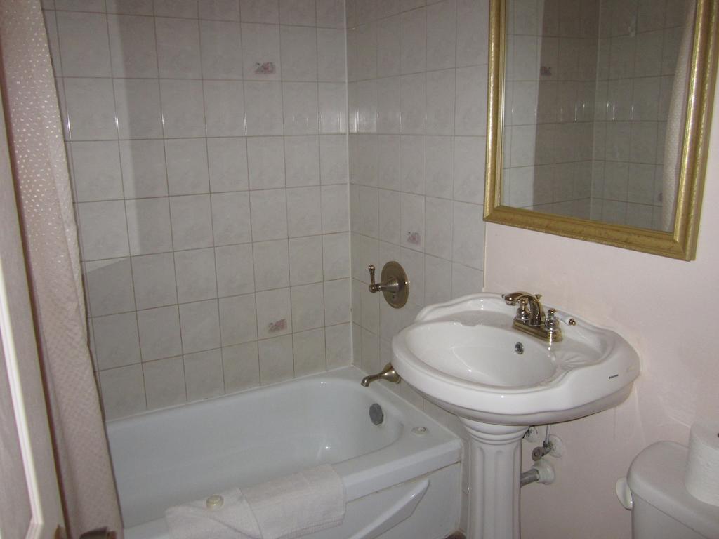 Traveller'S Inn Dawson Creek Habitación foto